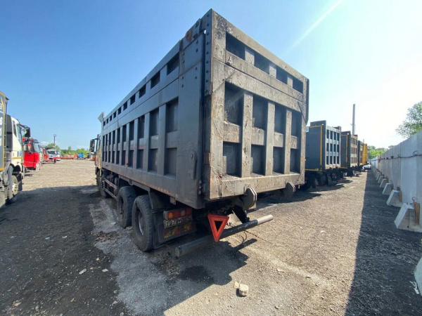 Shacman (Shaanxi) SX 8x4 Самосвал SX331863366 — Б/У, 2022 г.