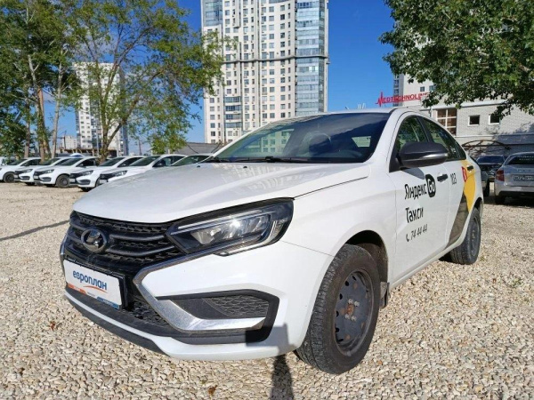 Lada Vesta седан — Б/У, 2023 г. (Волгоград, 111410 км)