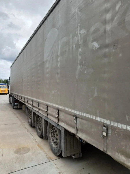 Schmitz Cargobull SCBS3T Полуприцеп шторный SCB S3T — Б/У, 2018 г.