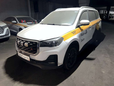 SWM Smart 1 1.5T 7DCT 2WD (I Поколение) — Б/У, 2023 г.