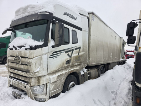 Schmitz Cargobull SKO24 Полуприцеп изотермический/рефрижератор SCB S3B — Б/У, 2021 г.