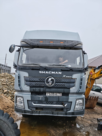 Shacman (Shaanxi) SX 6x4 Седельный тягач SX42584V324 — Б/У, 2023 г.