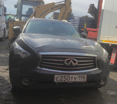 Infiniti QX70 3.7 Hi-tech — Б/У, 2017 г.