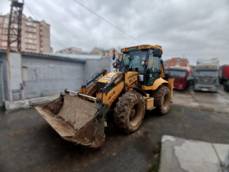 BULL 4SX Экскаватор-погрузчик (джойстик) — Б/У, 2023 г.