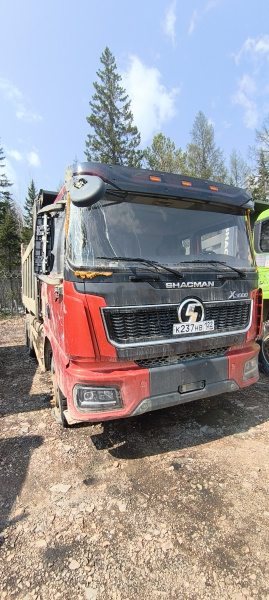 Shacman (Shaanxi) SX 6x4 Самосвал SX32586V384 — Б/У, 2024 г.