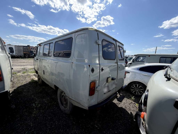 UAZ 7 мест без ABS 2.7 5MT — Б/У, 2023 г.