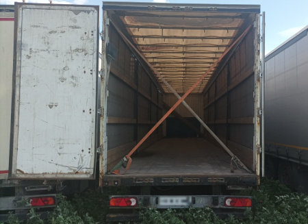 ТУЙМАЗИНСКИЙ ЗАВОД АВТОБЕТОНОВОЗОВ 588510 Полуприцеп шторный — Б/У, 2023 г.