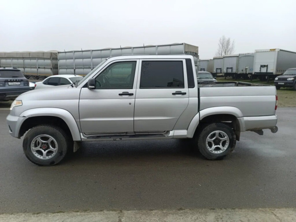 UAZ PATRIOT PICKUP Классик 2.7 5MT — Б/У, 2023 г.
