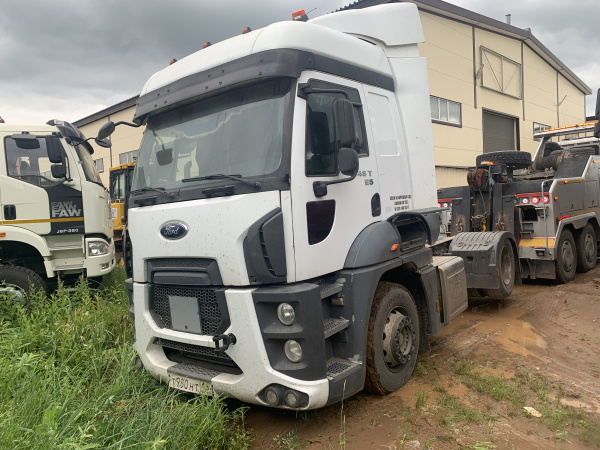 FORD Cargo 4x2 Седельный тягач — Б/У, 2018 г.