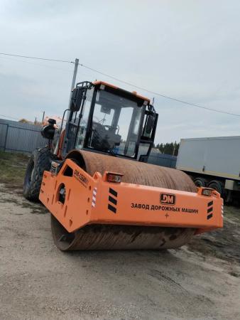 Завод дорожных машин DM Каток DM-617 — Б/У, 2023 г.