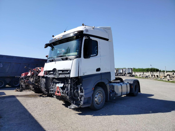 Mercedes-Benz Actros — Б/У, 2024 г. (Новосибирская область, 353177 км)