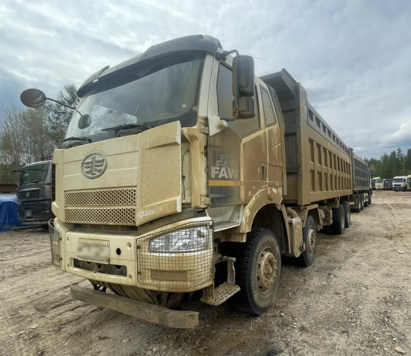 FAW J6* 8x4 Самосвал — Б/У, 2023 г.
