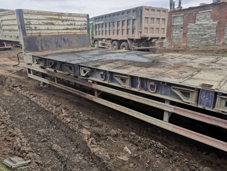 AMUR LYR9 Полуприцеп тяжеловоз 3 оси LYR9606TDP — Б/У, 2023 г.