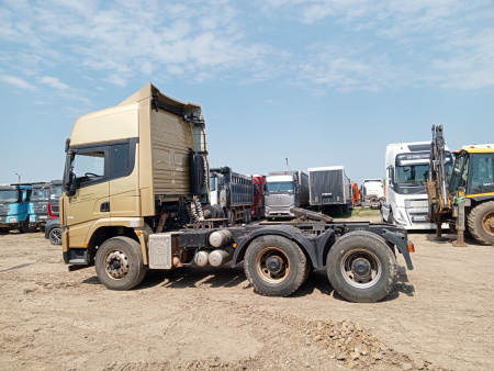 Shacman (Shaanxi) SX 6x4 Седельный тягач SX42584W324C — Б/У, 2022 г.