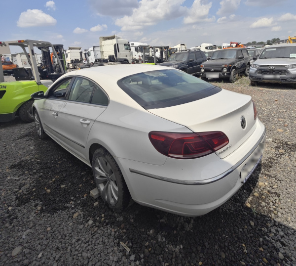 VOLKSWAGEN Passat СС — Б/У, 2013 г.