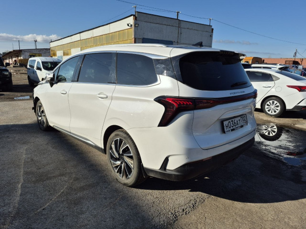 Forthing 1.5T DCT Premium (I Поколение) — Б/У, 2023 г.
