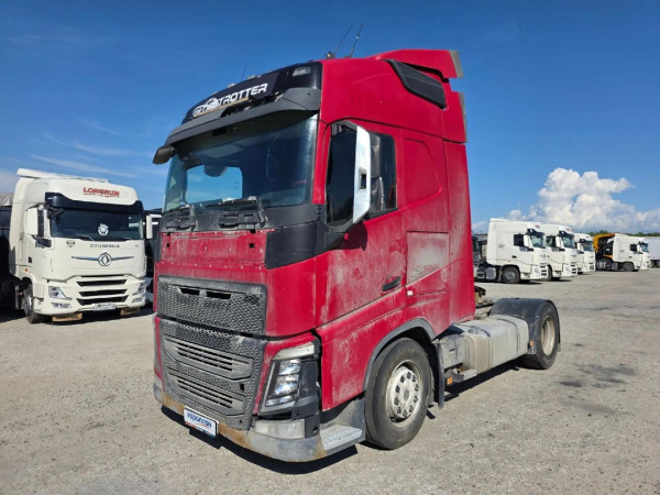 Volvo FH-Truck 4x2 — Б/У, 2017 г. (Новосибирская область, 1246554 км)