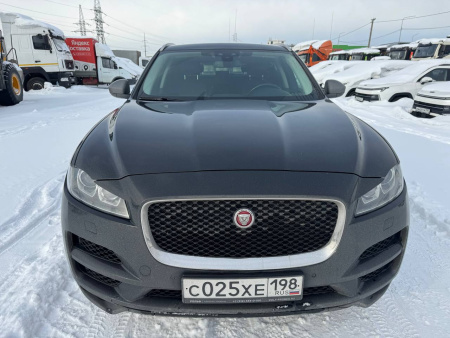 Jaguar F-PACE 2.0 Pure AWD — Б/У, 2018 г.