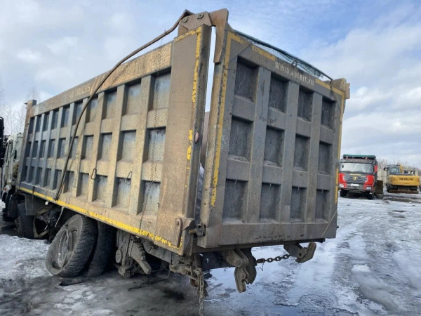 FAW J6 8x4 Самосвал СА3310Р66K24T4E5 — Б/У, 2022 г.
