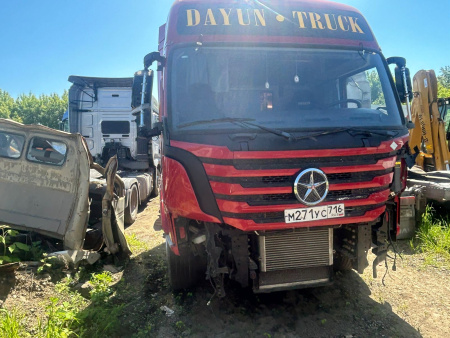 DAYUN CGC4250 6x4 Седельный тягач (Газовый двигатель) — Б/У, 2023 г.