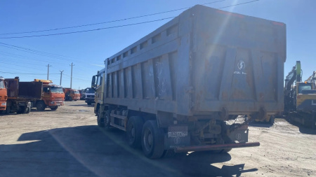 Shacman (Shaanxi) SX 8x4 Самосвал SX331863366 — Б/У, 2024 г.