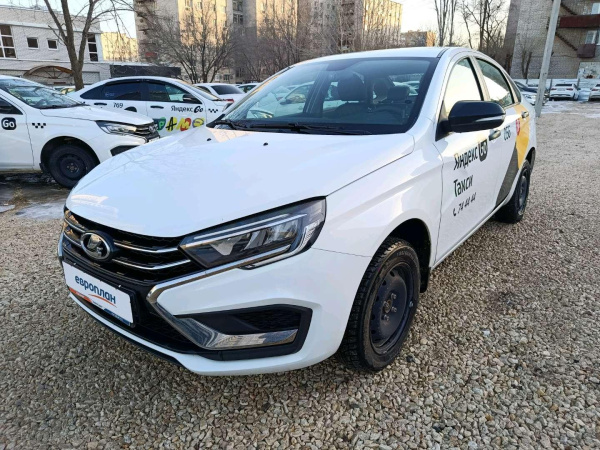 Lada Vesta седан — Б/У, 2023 г. (Волгоград, 127329 км)