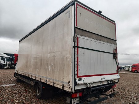 Mercedes-Benz ATEGO 4x2 Бортовой с гидробортом 818 — Б/У, 2018 г.