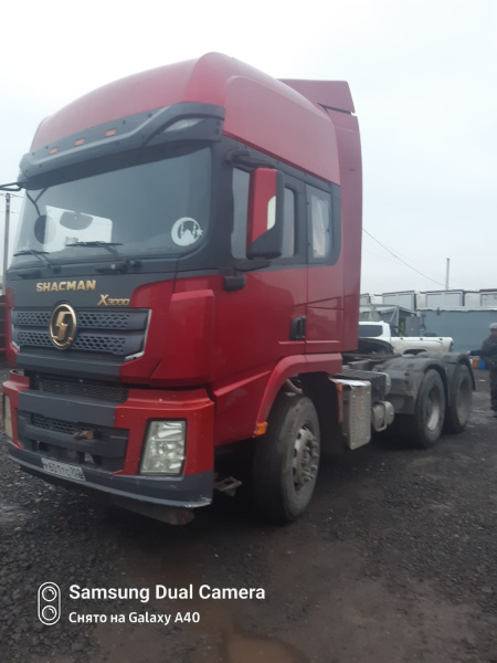 Shacman (Shaanxi) SX 6x4 Седельный тягач SX42584W324C — Б/У, 2022 г.