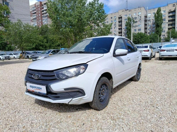 Lada Granta лифтбек — Б/У, 2023 г. (Волгоград, 117033 км)