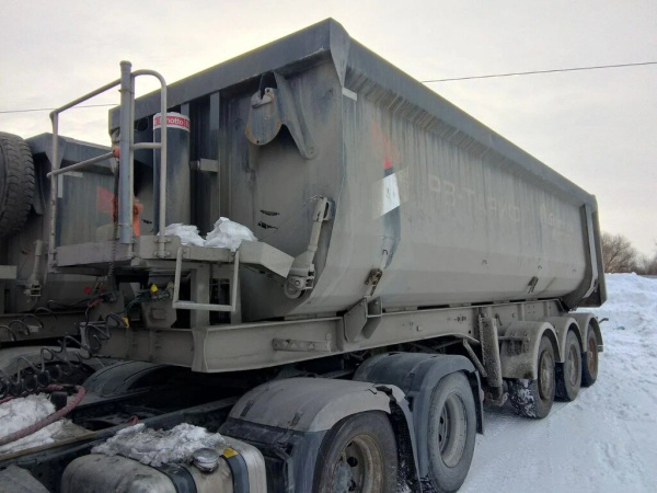Grunwald 9453 Полуприцеп самосвальный 9453-0000011-60 — Б/У, 2024 г.