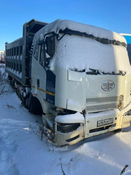 FAW J6 6x6 Самосвал CA3250P66K24L1TE5 — Б/У, 2023 г.
