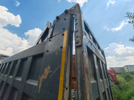 FAW J6 8x4 Самосвал CA3310P66K24T4E5 — Б/У, 2023 г.