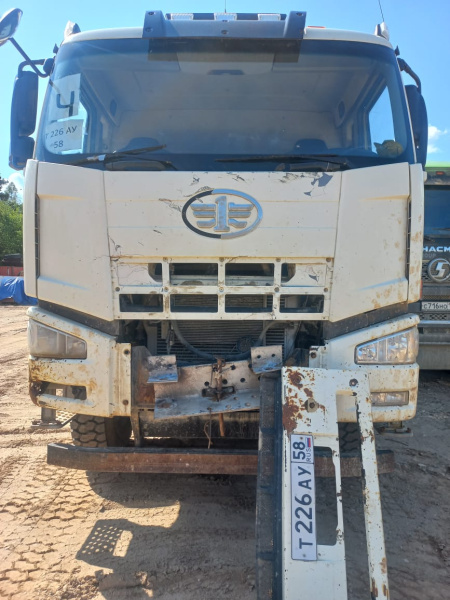 FAW J6 8x4 Самосвал CA3310P66K24T4E5 — Б/У, 2023 г.