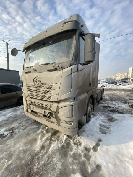 FAW JH6 4x2 Седельный тягач CA4180P25K15E5A80 — Б/У, 2024 г.