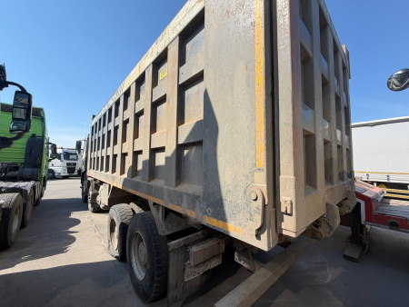 FAW J6* 8x4 Самосвал — Б/У, 2022 г.