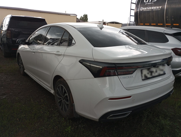 OMODA Life 1.5 CVT (I Поколение) — Б/У, 2023 г.
