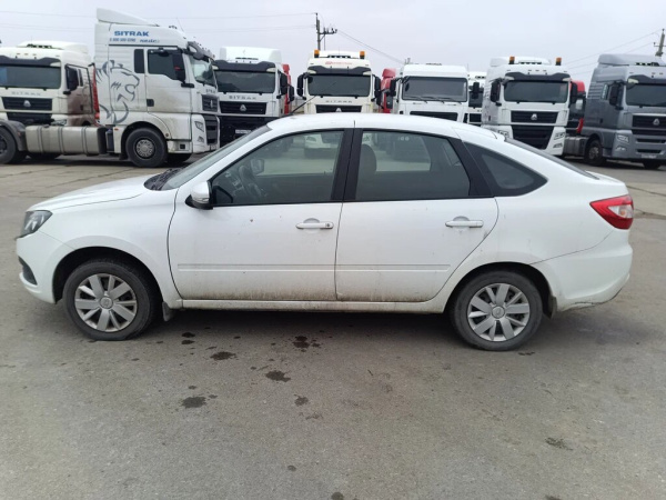LADA GRANTA Cross Classic 22 1.6 90hp 5MT — Б/У, 2022 г.