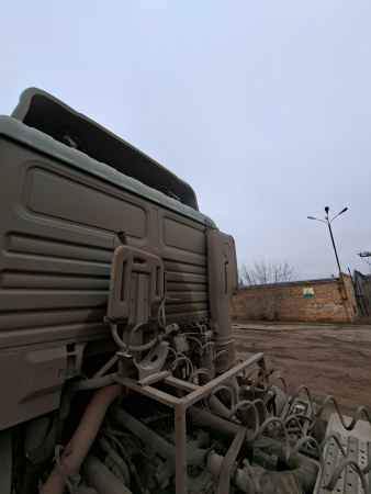 Shacman (Shaanxi) SX 6x6 Седельный тягач SX42586W385C — Б/У, 2023 г.