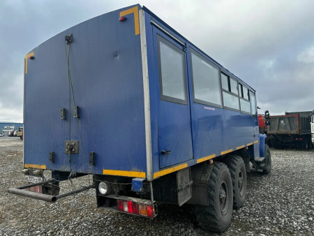 Ural 3255 6x6 Вахтовый автобус 32551-5013-71 — Б/У, 2020 г.