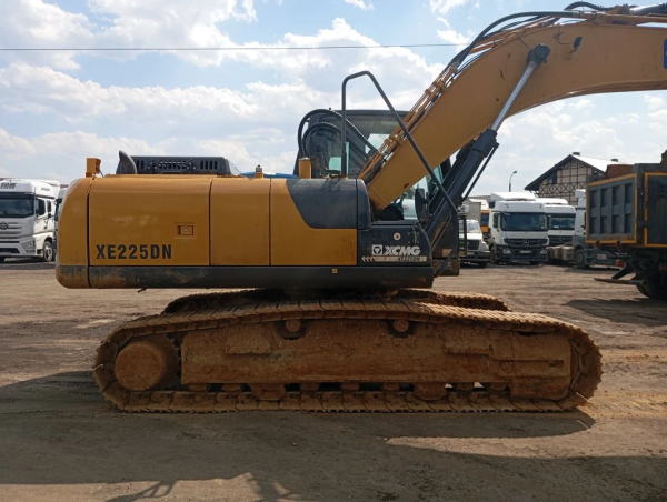 XCMG XE225 Экскаватор XE225DN — Б/У, 2024 г.