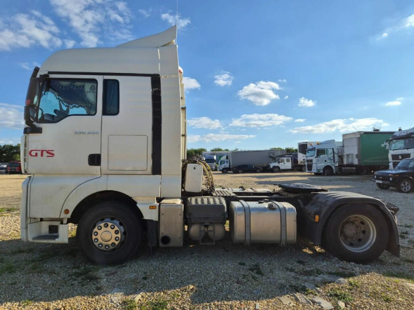 SITRAK C7H 4x2 Седельный тягач ZZ4186V391HE — Б/У, 2023 г.