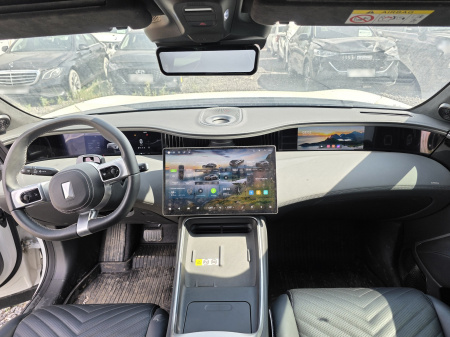 AVATR 116 kWh AWD 5 seats (I поколение) — Б/У, 2024 г.