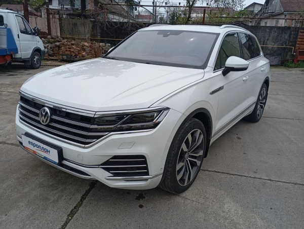 Volkswagen Touareg — Б/У, 2020 г. (Сочи, 114028 км)