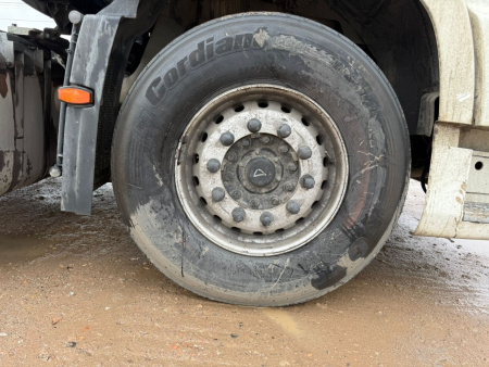 DongFeng GX 4x2 Седельный тягач DFH4180 — Б/У, 2023 г.
