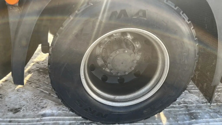 FAW JH6 6x2 Седельный тягач CA4250P25K24T2E5 — Б/У, 2022 г.