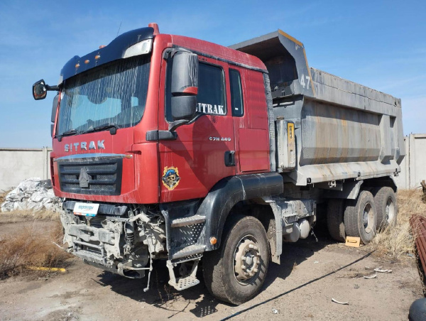 Sitrak C7H ZZ3256V384ME — Б/У, 2022 г. (Улан-Удэ, 120000 км)
