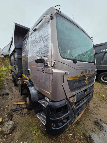Howo T5G 6x4 Самосвал ZZ3257V384GE1 — Б/У, 2022 г.