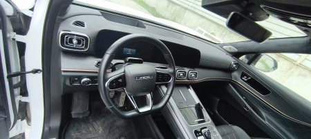 Jaecoo J8 2.0T DCT AWD Supreme — Б/У, 2024 г.