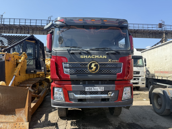 Shacman (Shaanxi) SX 6x6 Седельный тягач SX42586V385 — Б/У, 2022 г.