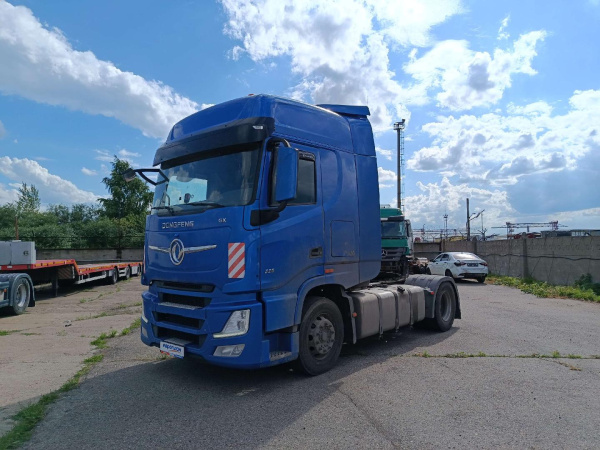 Dongfeng DFH4180 — Б/У, 2023 г. (Набережные Челны, 476087 км)